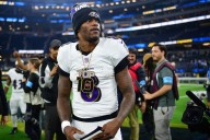 Lamar Jackson Sends 2-Word Message to Samuel L. Jackson Calling Him His “Bastard Son”