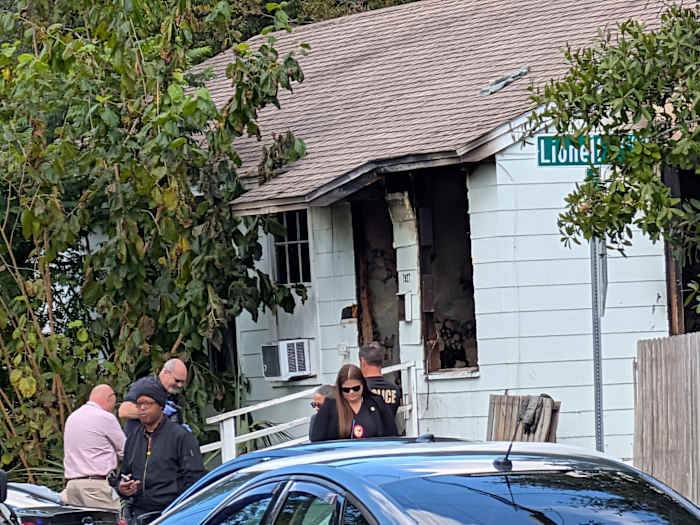 House fire in Moncrief leaves one man dead, police say