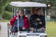 Buffett’s Berkshire Cash Hits $382 Billion, Earnings Soar