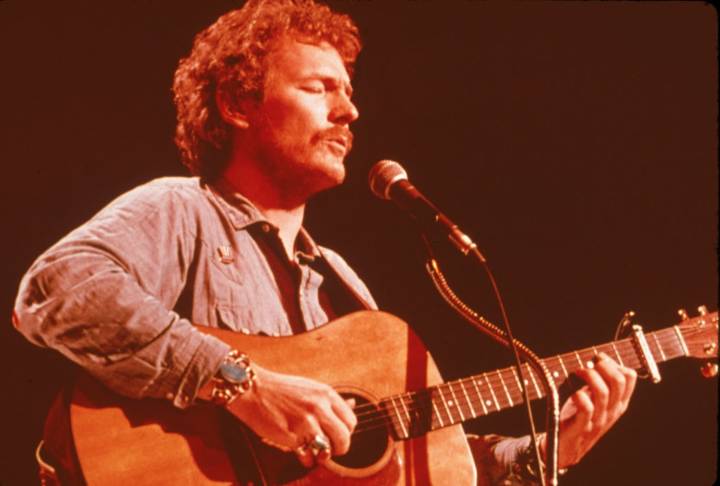 How Gordon Lightfoot’s ‘The Wreck of the Edmund Fitzgerald’ became a cultural phenomenon