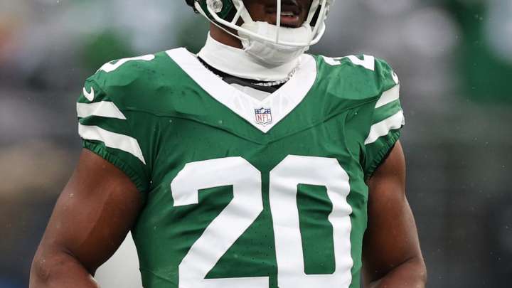 See photos of Jets vs. Falcons game at MetLife Stadium