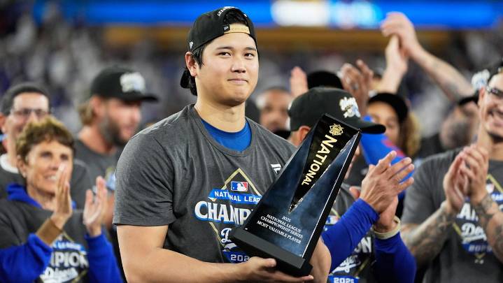 Dodgers 2-way star Shohei Ohtani becomes 4-time MVP after unanimous win in National League