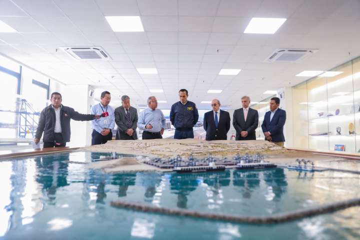 Presidente José Jerí realizó visita de supervisión de puesta en funcionamiento de la Unidad de Control Conjunto del Puerto de Chancay