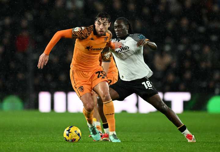 Loan Report: Ozoh’s fine form halted by injury as Whitworth extends unbeaten run