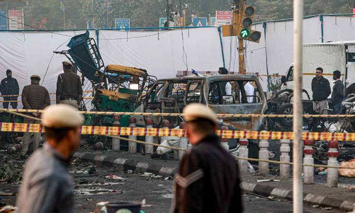 Toll in blast near Red Fort rises to 12
