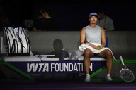 Iga Swiatek’s Behavior Towards Umpire After WTA Finals Loss Splits Tennis World A keen observation of Iga Swiatek following her WTA Finals loss against Elena Rybakina sparked a debate on social media.