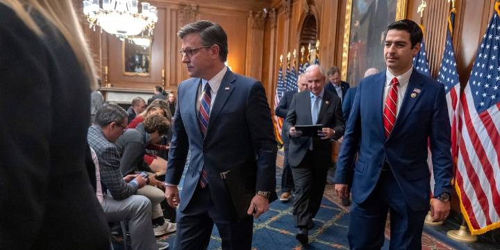 The Latest: House returns to vote on ending the government shutdown after nearly 2 months away