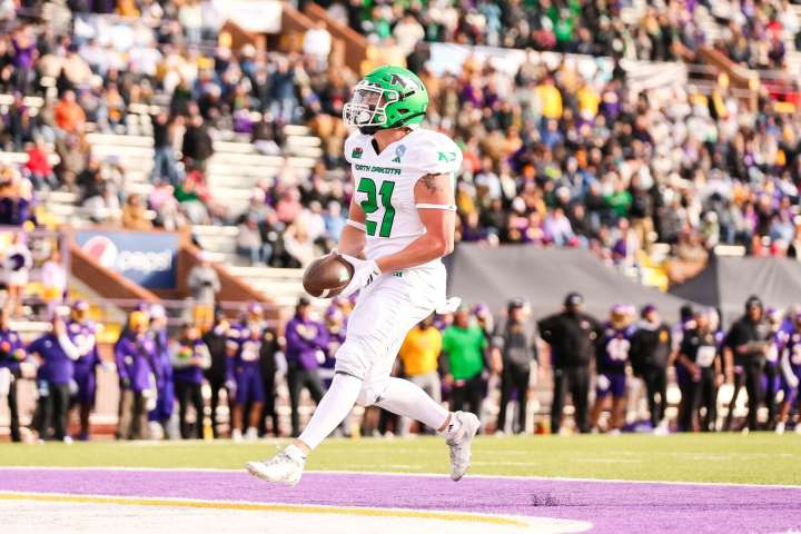 UND defense swarms Tennessee Tech in 31