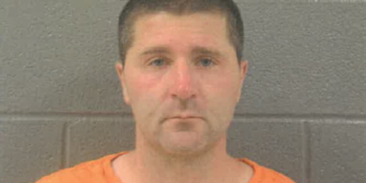 Ohio man facing more than a dozen charges for alleged crimes against kids