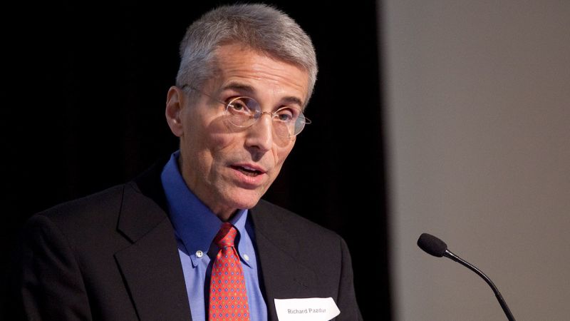 Longtime FDA oncology leader named agency’s top drug regulator