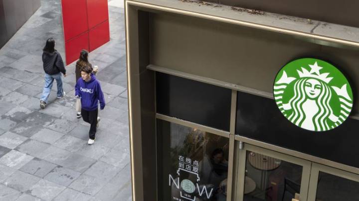 Starbucks to sell control of China business to Boyu Capital in $4 billion deal