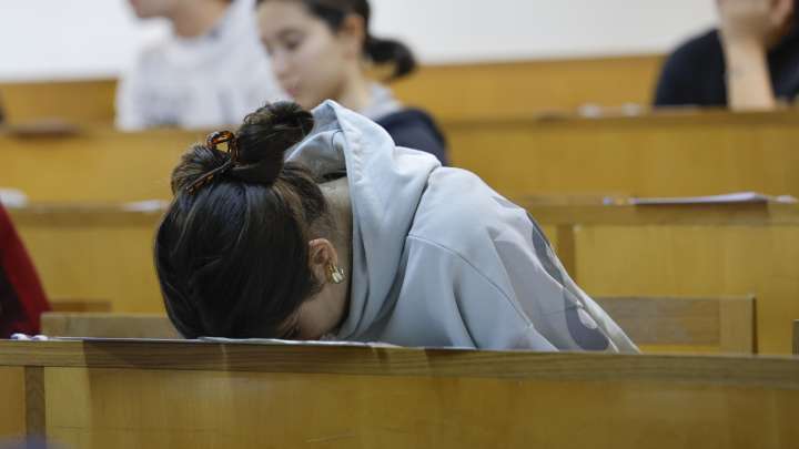 Xandre García, psiquiatra infanto-juvenil: "Criar para la felicidad sin límites nos aleja de la autonomía y facilita dinámicas de acoso"