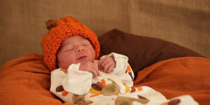 Norton Hospital celebrates Thanksgiving with festive photoshoot