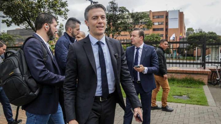 ¿Salvavidas a Daniel Quintero? Esta certificación del Polo Democrático le abriría la puerta para ser candidato