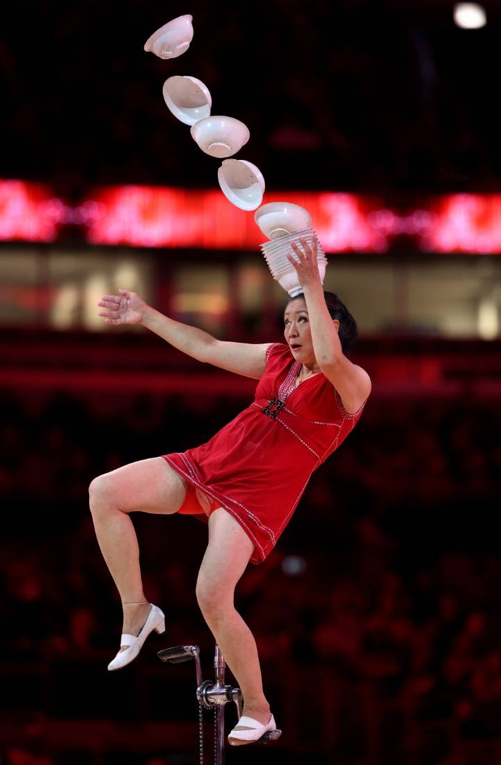 Red Panda makes her return during Chicago Bulls game