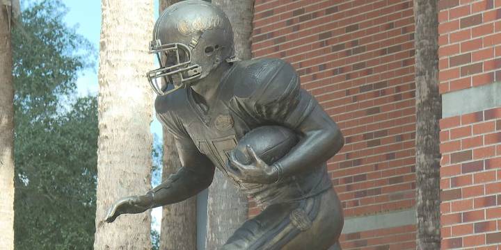 Mixed student reactions to Jon Sumrall’s hiring