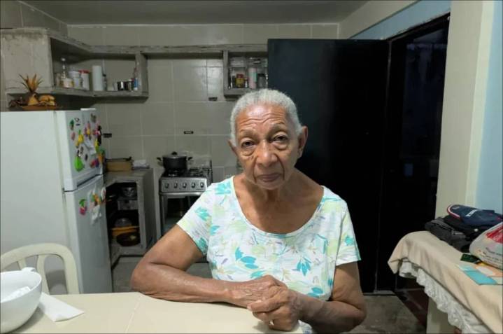 Olores tóxicos en La Caracara y una anciana en situación de vulnerabilidad