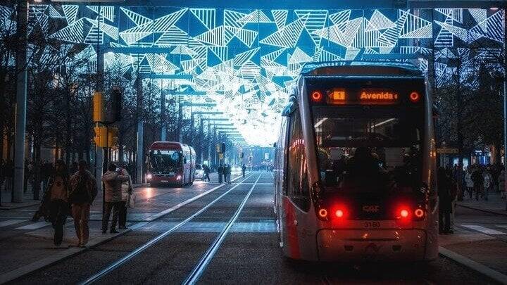 Zaragoza adelanta el encendido de las luces de Navidad y cambia la ubicación: fecha, lugar y novedades