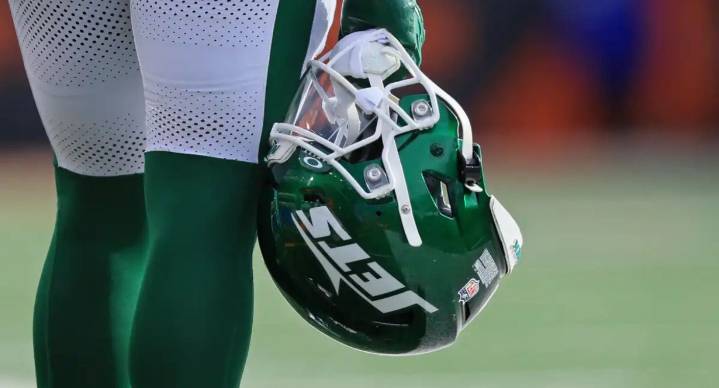 Jugador de New York Jets es hospitalizado tras sufrir ataque armado en Midtown Manhattan