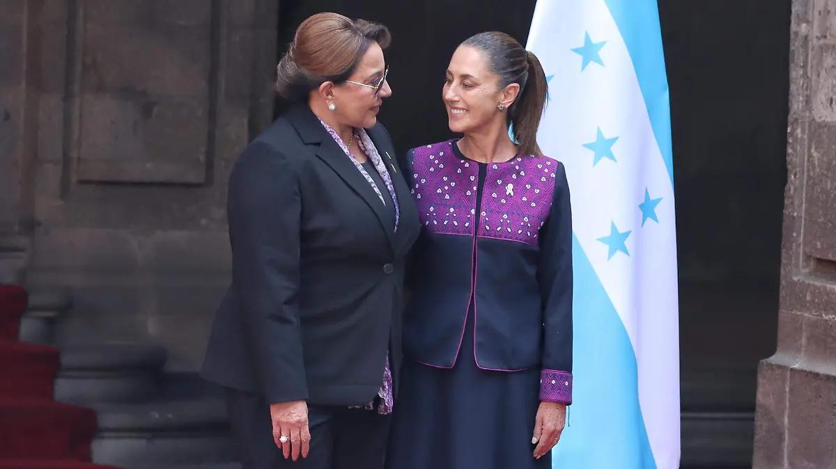 Sheinbaum se reune con Xiomara Castro, presidenta de Honduras, en Palacio Nacional