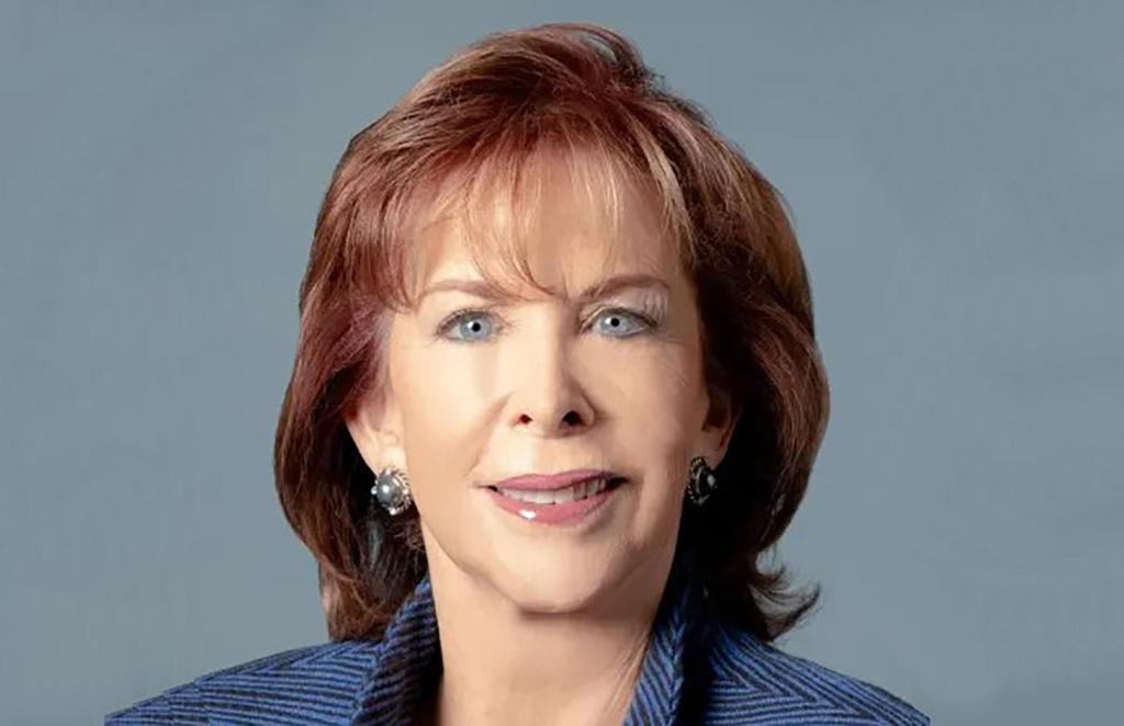 Terry Savage: This holiday season, help the needy and manage your finances