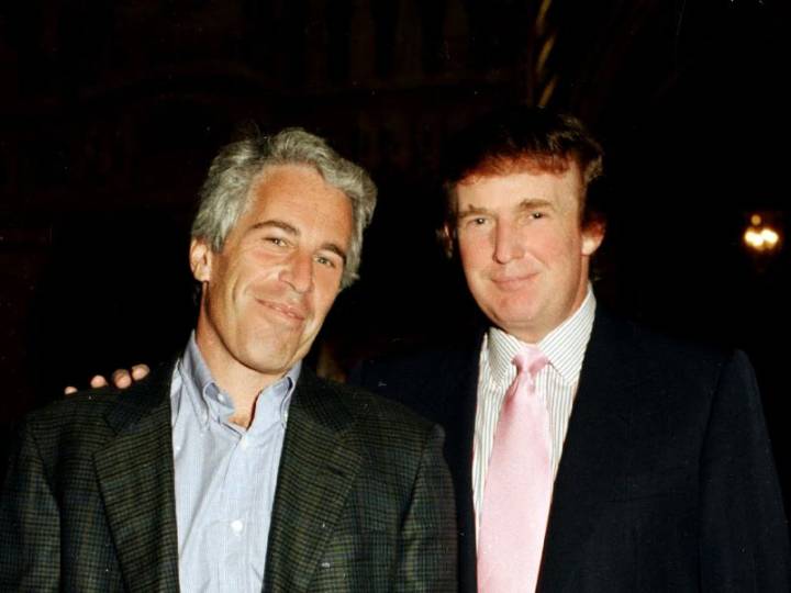 Trump firma ley para desclasificar y liberar los archivos del caso Epstein