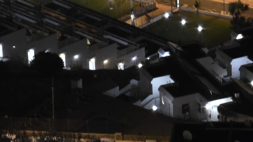 ¿Coche fantasma en la ladera de Puerto Rico? La montaña lo devoró y el aparcamiento lo provocó