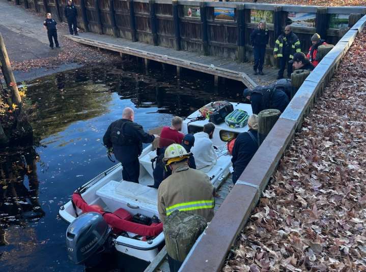 3 rescued after boat overturns in Chesapeake