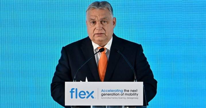 Hungary's Viktor Orbán meets Russia's Vladimir Putin in Moscow for energy talks