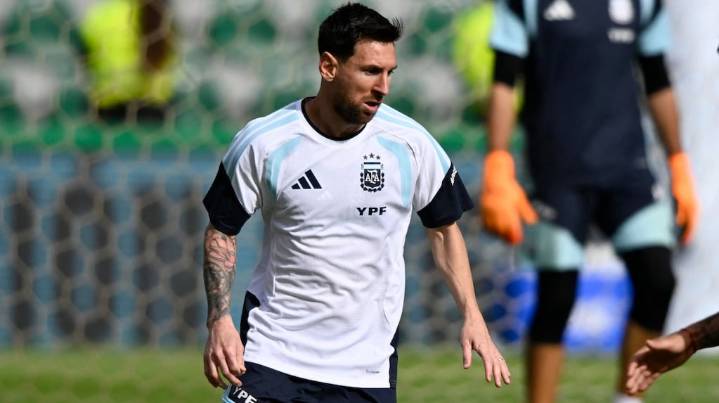 La Selección argentina enfrenta a Angola en su último partido del año: hora, TV y formaciones