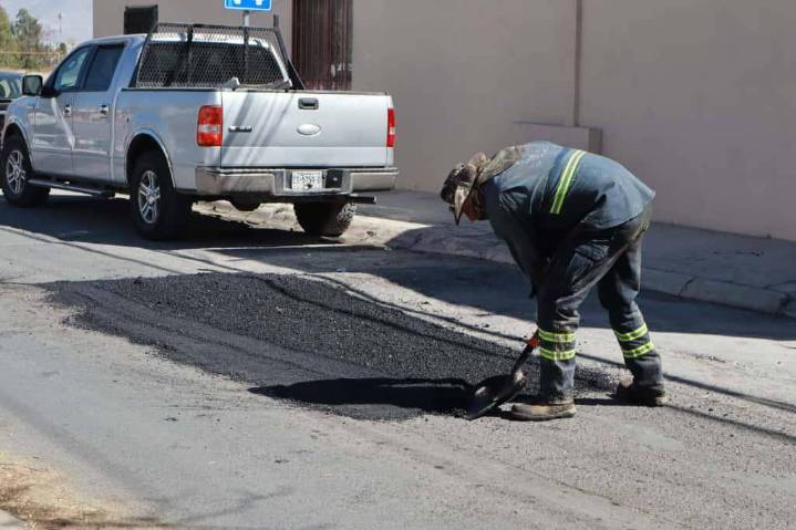 Saltillo: Refuerzan bacheo en bulevar Luis Donaldo Colosio