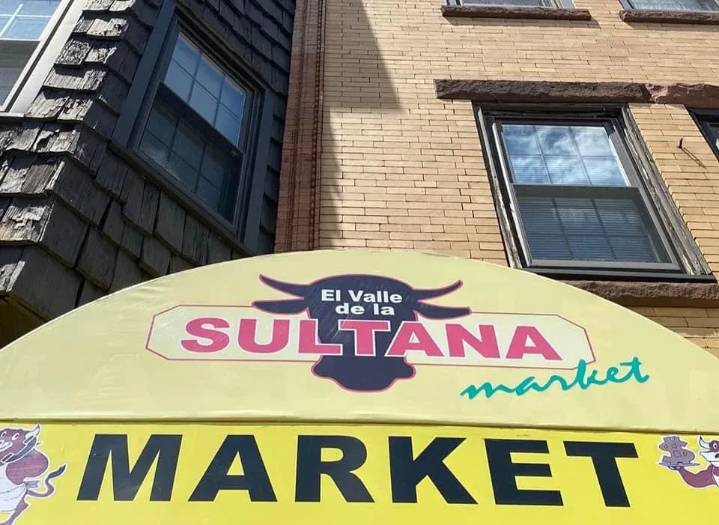 Mercadito de productos latinos abre nueva ubicación en Everett