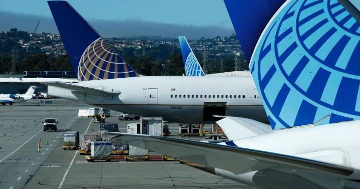 Travelers face mounting delays this weekend as airlines cut hundreds of flights due to the shutdown. Here’s what to know