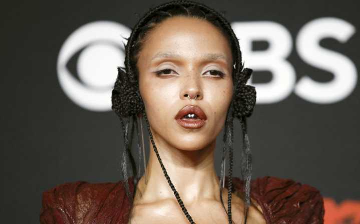 FKA Twigs leaves the nightclub