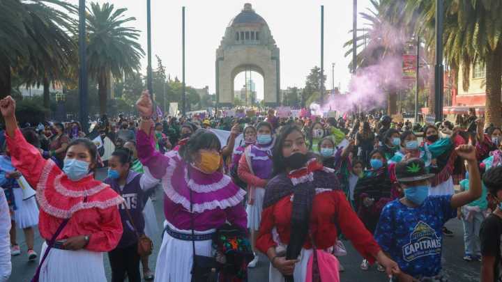 ¿Por Qué Es la Marcha de Mujeres Hoy 25 de Noviembre de 2025? Motivo de Manifestación