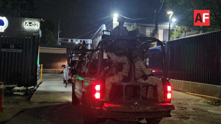 Prófugo exsecretario de Seguridad Pública y jefe de escoltas del alcalde Carlos Manzo