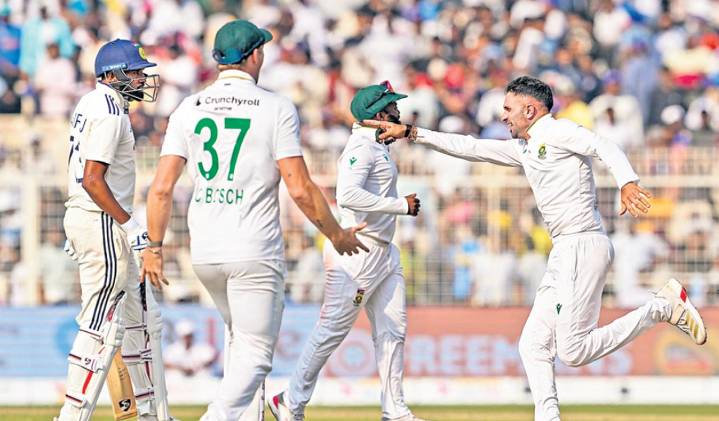 India collapse as South Africa seal historic Test win in Kolkata