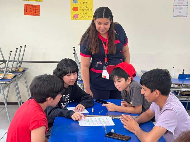 Atención jóvenes: Último día para postular y ser parte de Enseña Chile