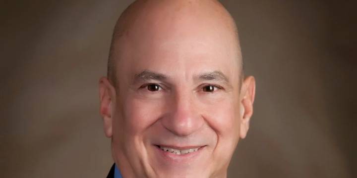 Meet Pete Skandalakis, the new prosecutor taking over for Fani Willis on the Georgia election case against Trump, Giuliani, and 13 other defendants