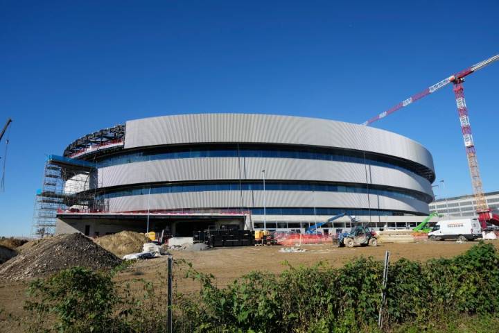 No backup plan for Olympic ice hockey arena as construction goes down to the wire