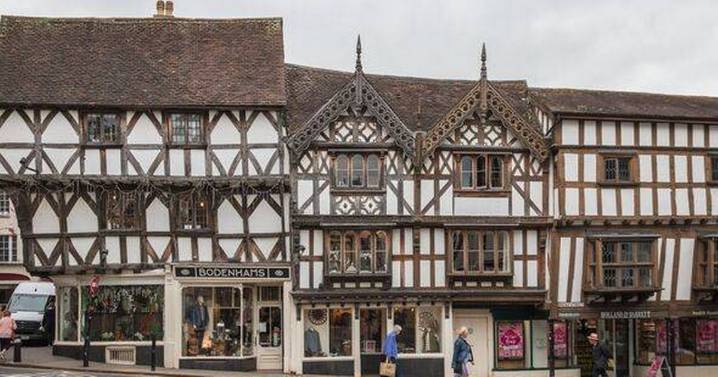 Pretty UK market town with 900 years of history and 'friendly feel'