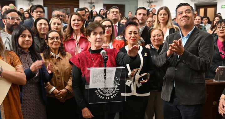 Dolores González asume presidencia de la CDHCDMX; plantea ampliar el trabajo territorial