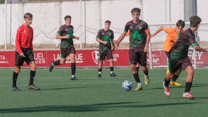 El Peñas Oscenses denuncia agresiones a sus jugadores en un partido de juveniles