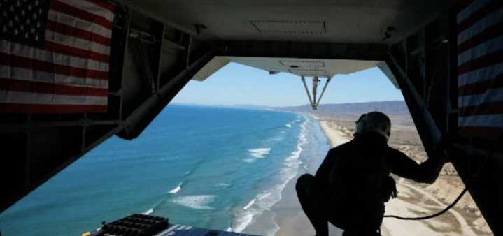 Marines de EU practican maniobras de desembarco durante entrenamiento en Puerto Rico