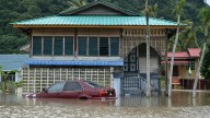 Inundaciones en Tailandia e Indonesia dejan más de 300 muertos y miles de afectados
