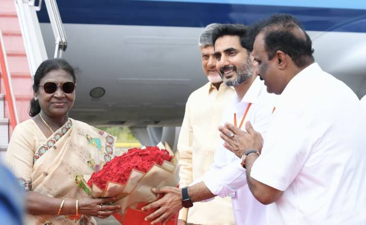 President Murmu concludes Hyderabad visit, heads to Puttaparthi for Sri Sathya Sai Baba centenary