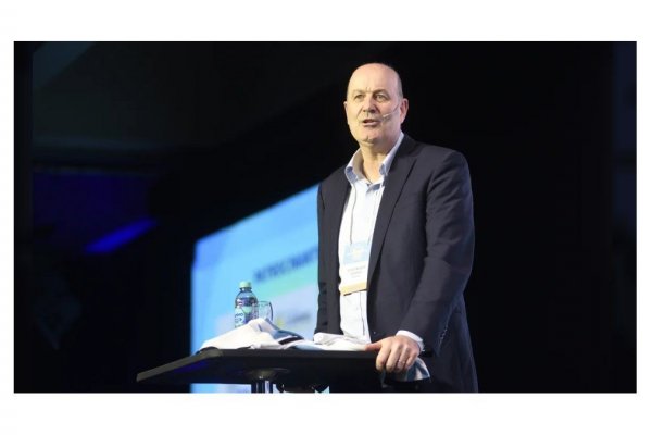 Reforma laboral: El kirchnerismo pide indemnización para estatales y el Gobierno se despega