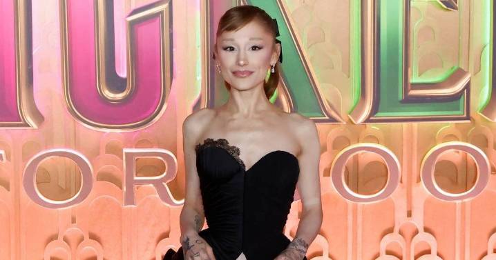 Ariana Grande Looks Like a Princess in Strapless Schiaparelli Gown