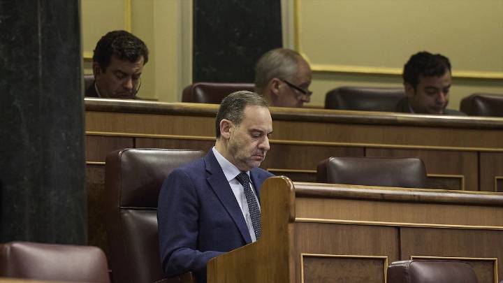 La posible entrada en prisión de Ábalos podría cambiar las mayorías en el Congreso: qué pasaría con su escaño