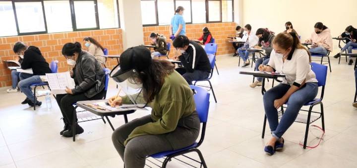 Huixquilucan impulsa la educación con programa de Prepa Abierta